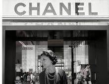 Coco Chanel, co za garnitur